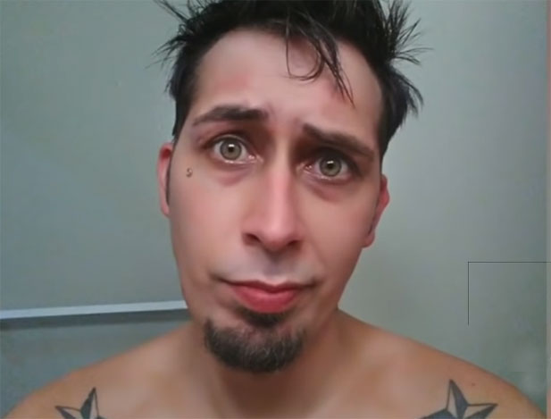 경찰 두 명에게 총격을 가한 데이빗 웨어