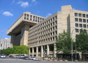 FBI 요원이 되기 위해 필요한 자질과 학력