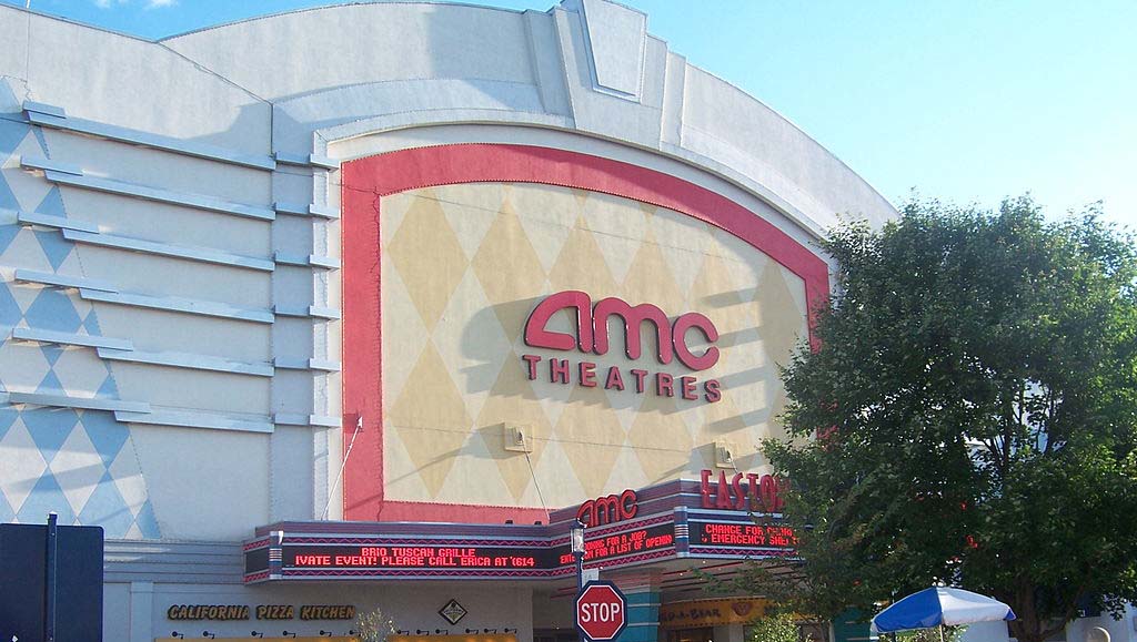 관객 20명, 99달러에 AMC 영화관 전체 빌릴 수 있어