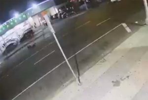 LAPD, 보행자를 치어 죽게 한 3명의 운전자 찾고 있는 중