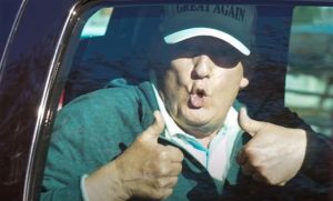 트럼프, “물러나지 않는다. 인내심을 가지라”고 촉구