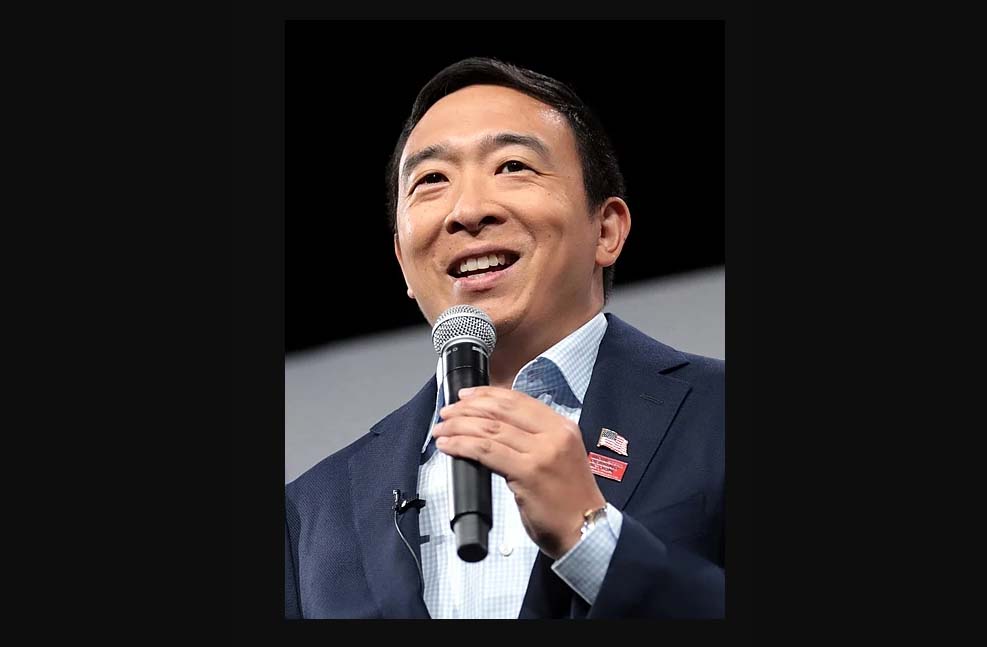 앤드류 양, 보편적인 기본소득 주장하며 뉴욕시장 경선 착수