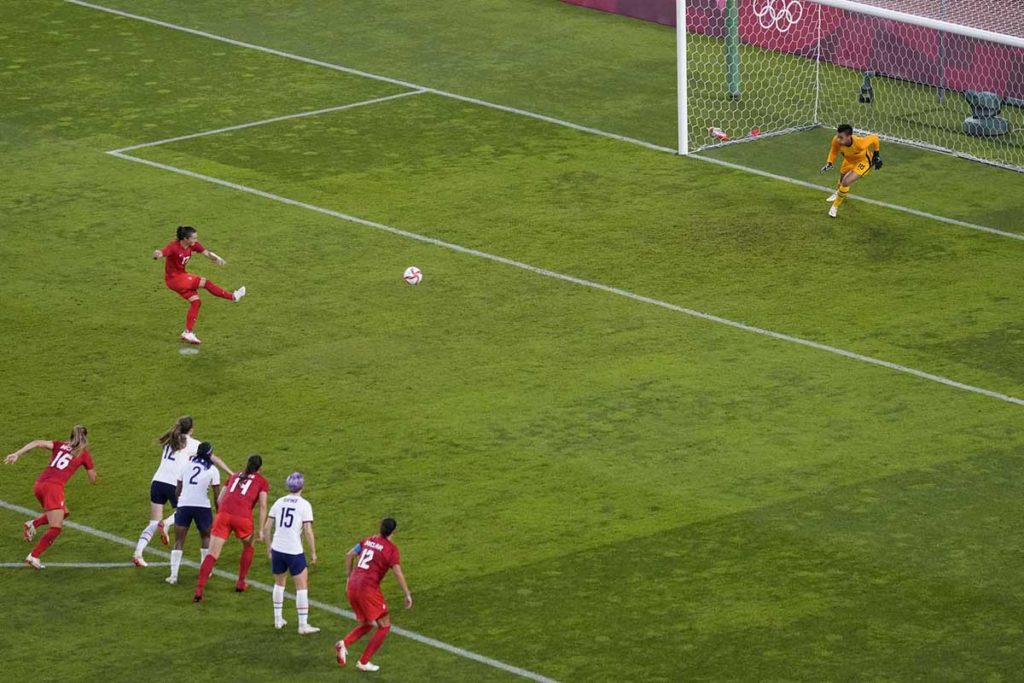 미국 여자축구 대표팀, 준결승전 패배로 금메달 아쉽게 놓쳐