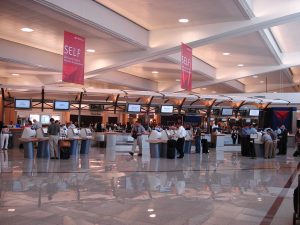 애틀랜타 공항, 확인되지 않은 무기사용 의심돼 모든 항공기 임시적 운행 중단