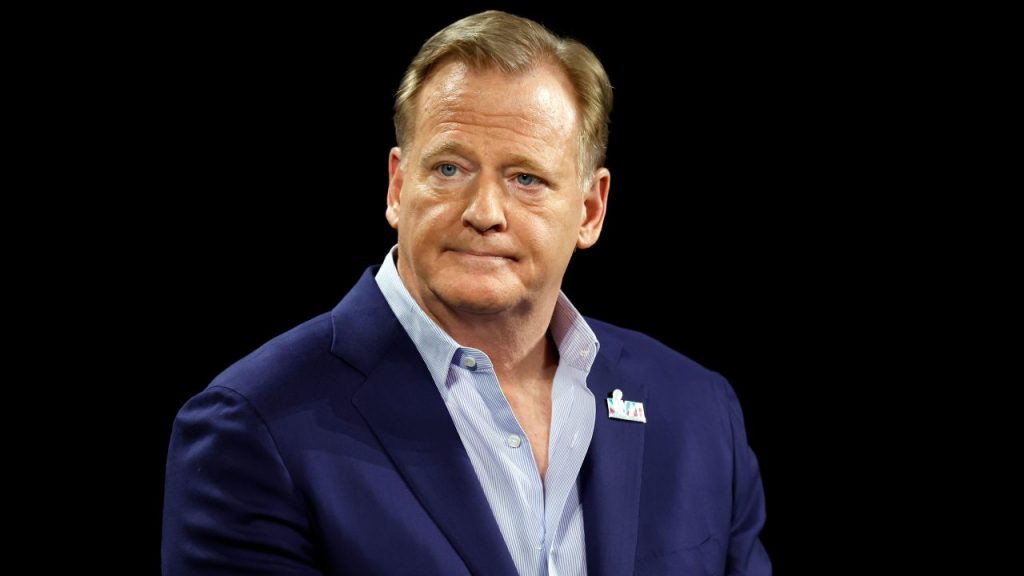 10명의 전 NFL 선수들, 선수활동 후의 후유증으로 위원회 고소