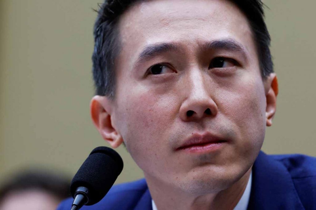 전문가들, 틱톡 CEO의 미국 청문회 증언 "재앙적"