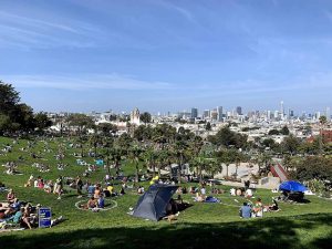 미션 돌로레스 공원(Mission Dolores Park)