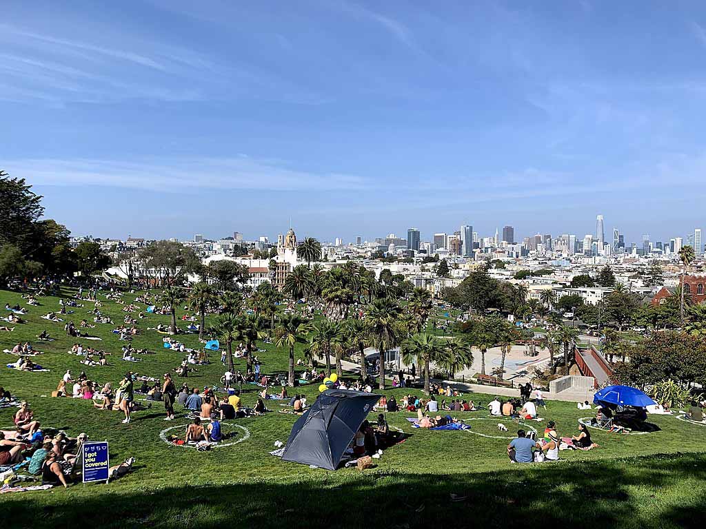 미션 돌로레스 공원(Mission Dolores Park)