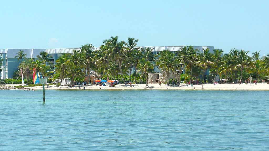 스매더스 비치(Smathers Beach)