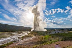 옐로스톤: 상부간헐천분지(Upper Geyser Basin)