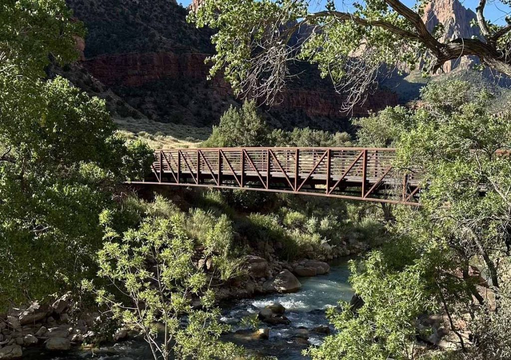 캐년 정션 브리지(Canyon Junction Bridge)