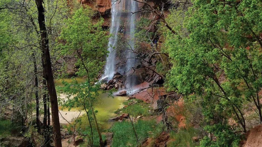 에메랄드 풀스(Emerald Pools)