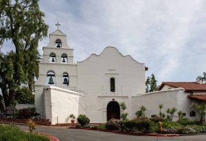 미션 바실리카 산디에고 데 알칼라(Mission Basilica San Diego de Alcalá)