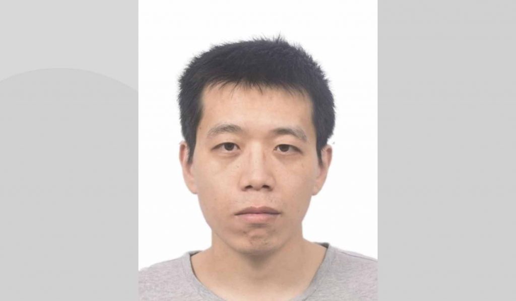 노스캐롤라이나 대학 캠퍼스 근처에서 총격 사건
