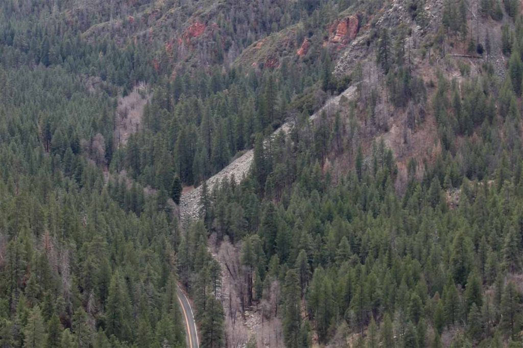 오크 크릭 캐년(Oak Creek Canyon)