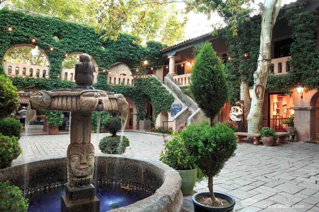 틀라케파케(Tlaquepaque) 예술 및 쇼핑 마을
