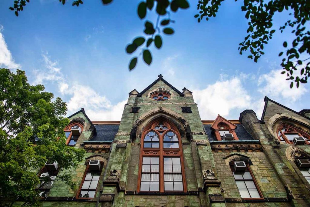 유펜(UPenn)에 몰아치는 기부 중단 후폭풍